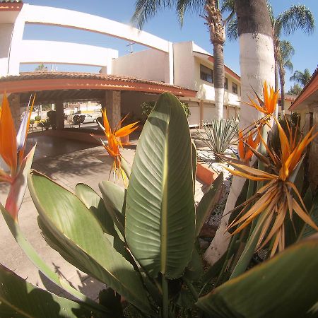 Auto Hotel Niza Tlaquepaque Exteriér fotografie