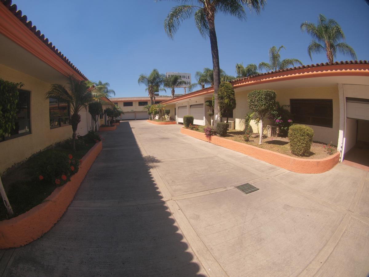 Auto Hotel Niza Tlaquepaque Exteriér fotografie