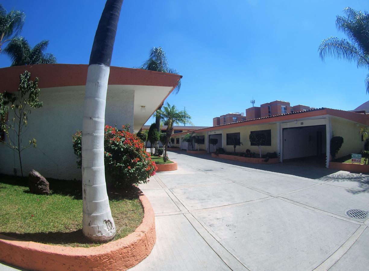 Auto Hotel Niza Tlaquepaque Exteriér fotografie